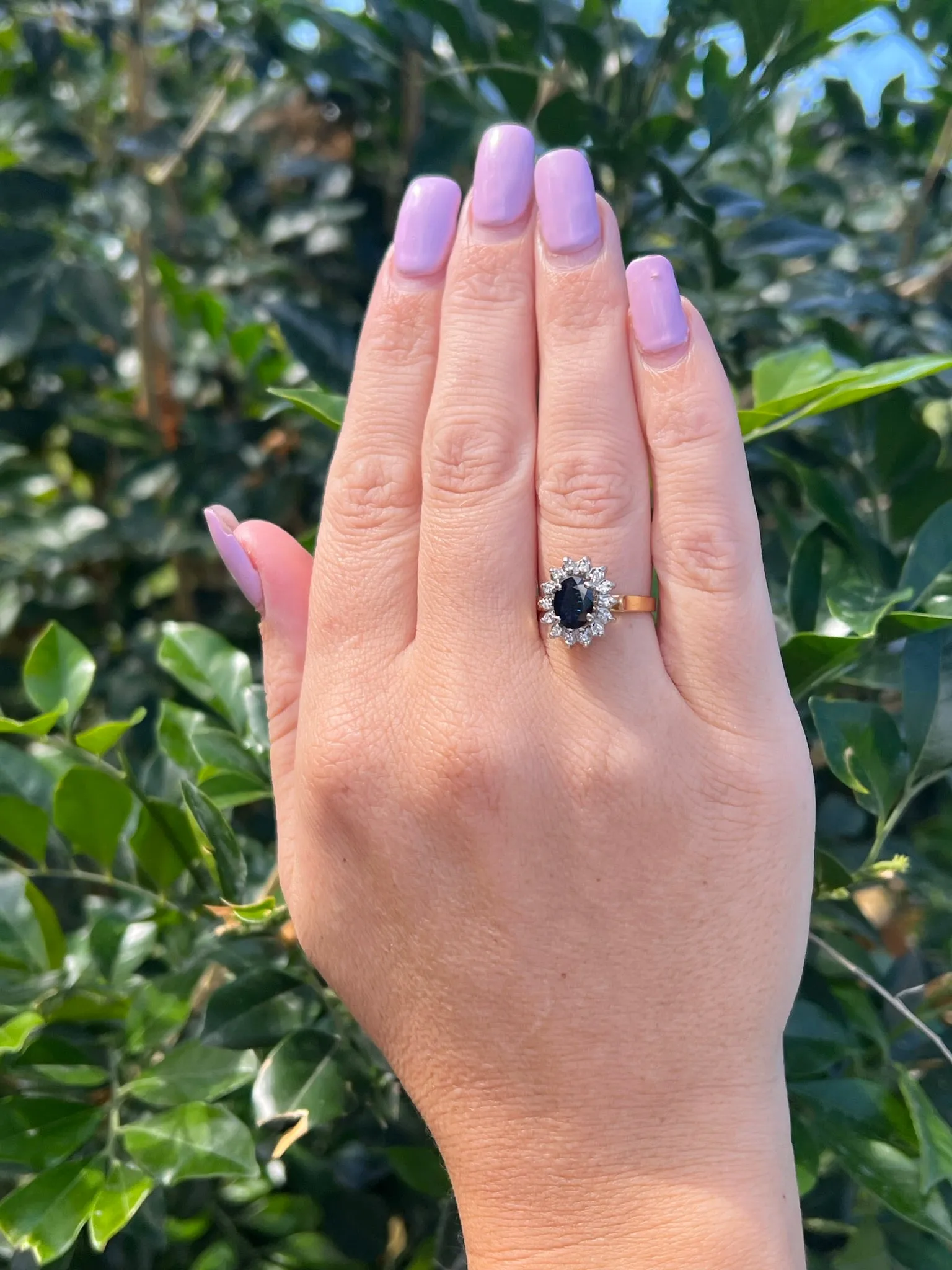 18ct Yellow & White Gold Sapphire & Diamond Cluster Ring