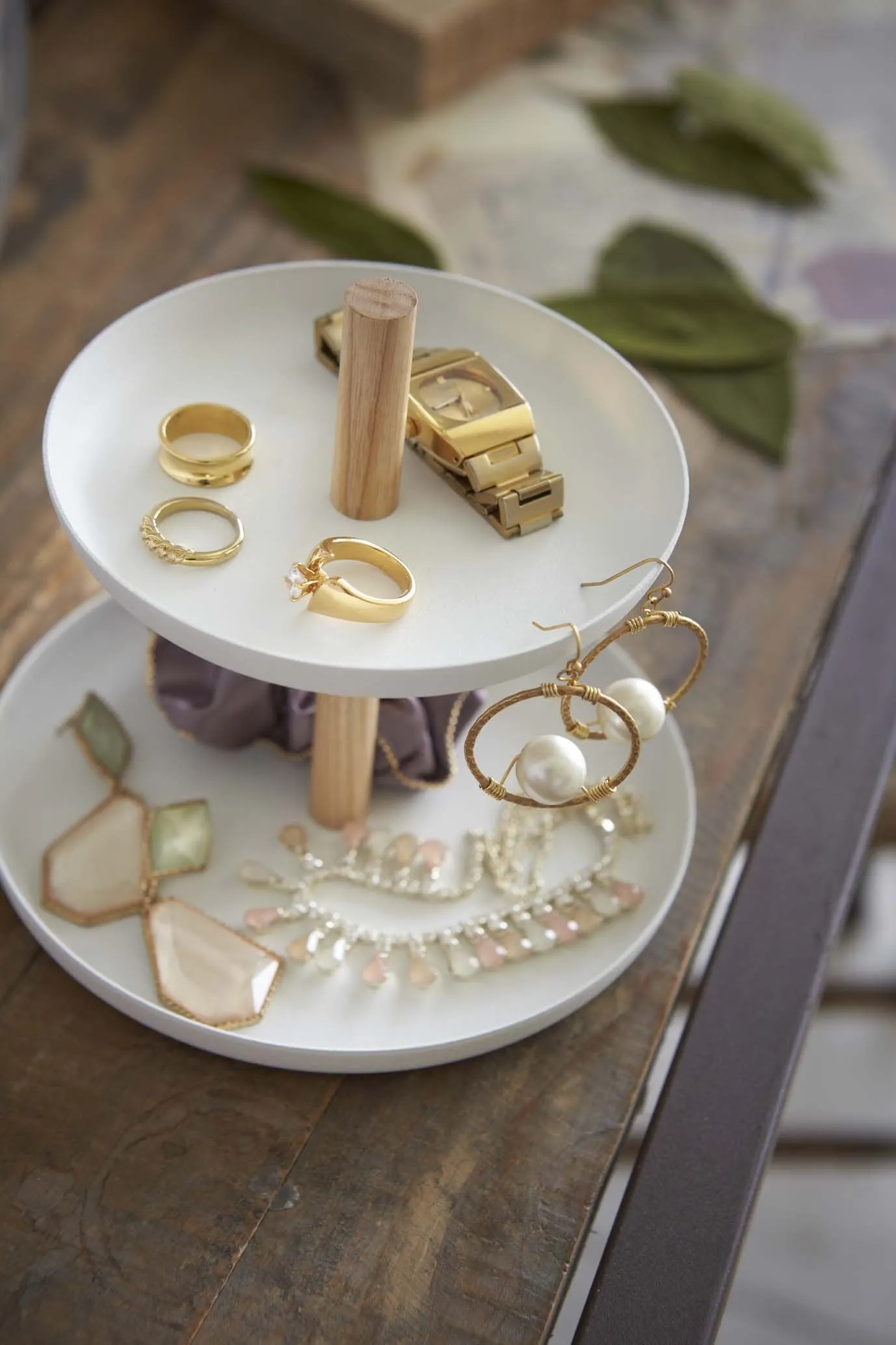 2-Tiered Accessory Tray