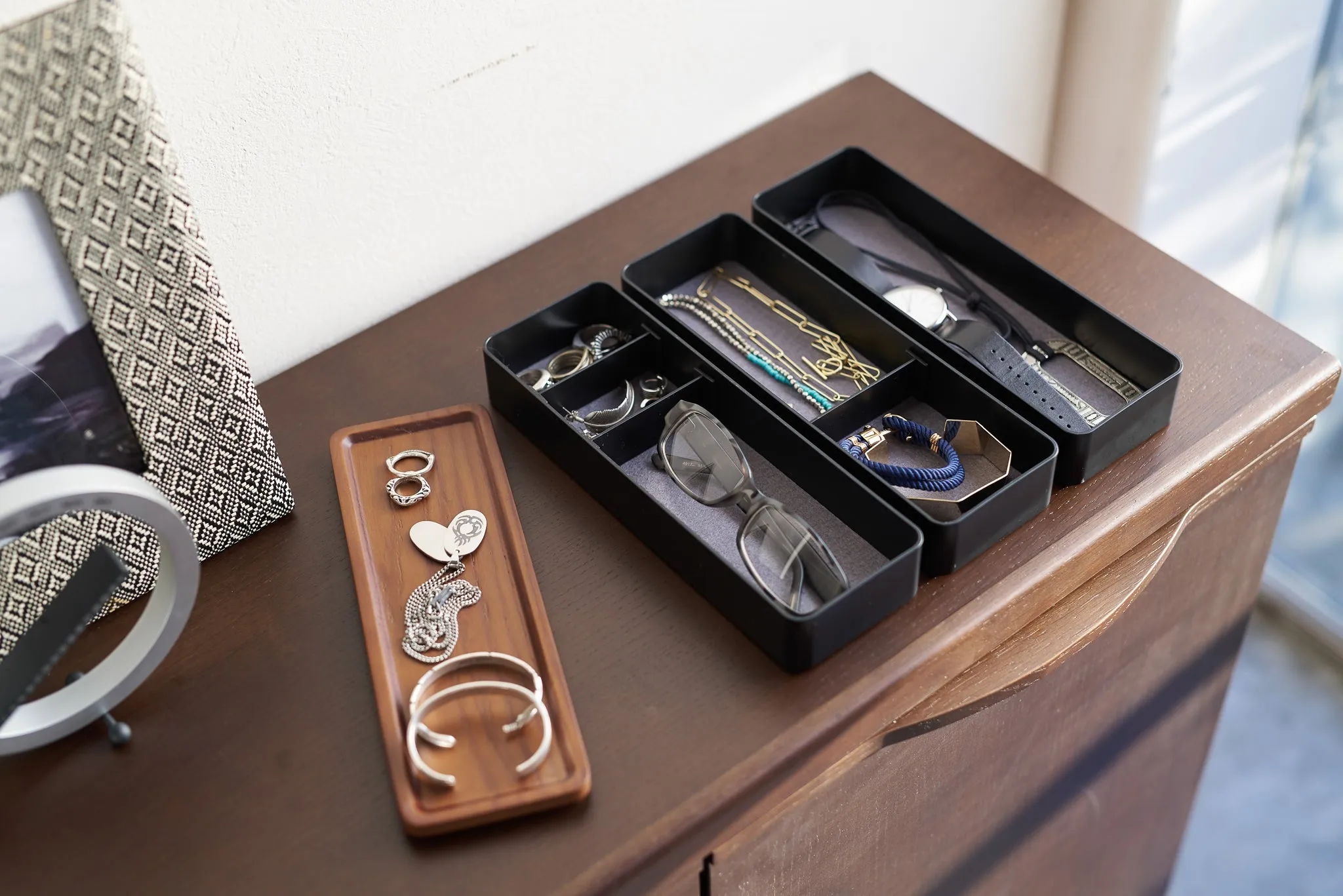 3-Tiered Slim Accessory Box