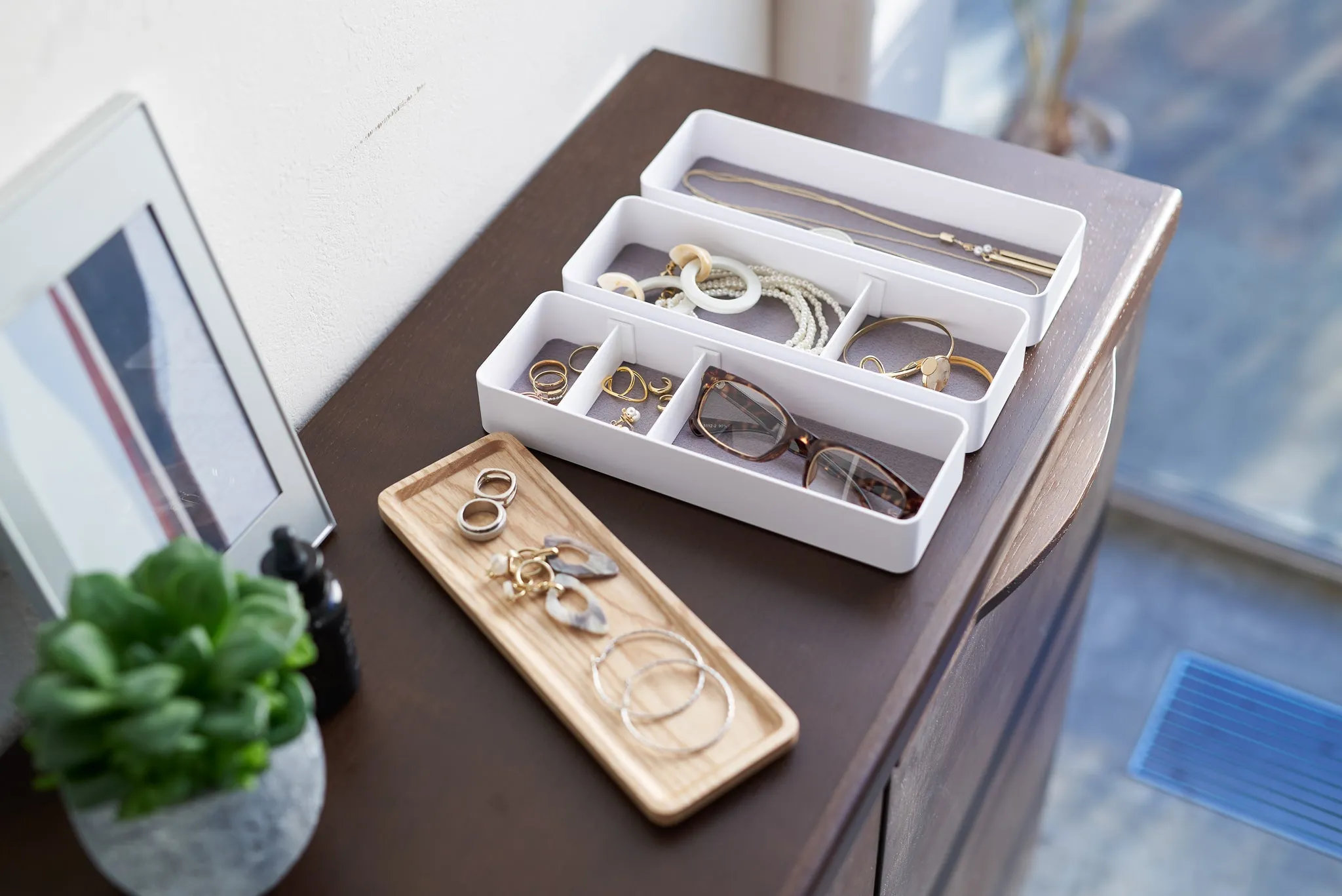 3-Tiered Slim Accessory Box