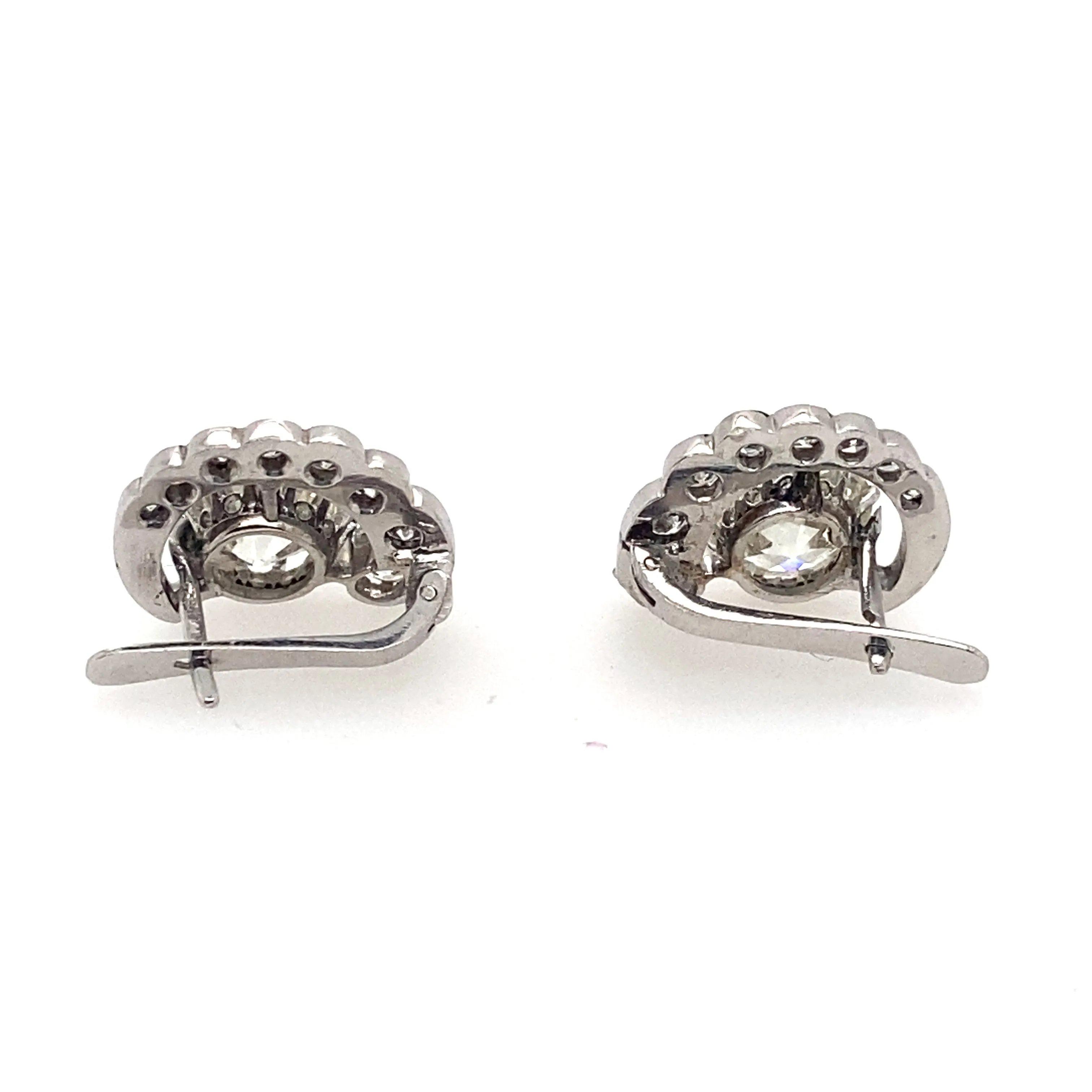 Art Déco white gold and diamond earrings