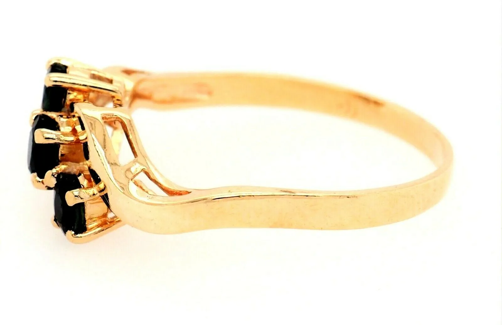 Australian Sapphire 14ct Yellow Gold Ring