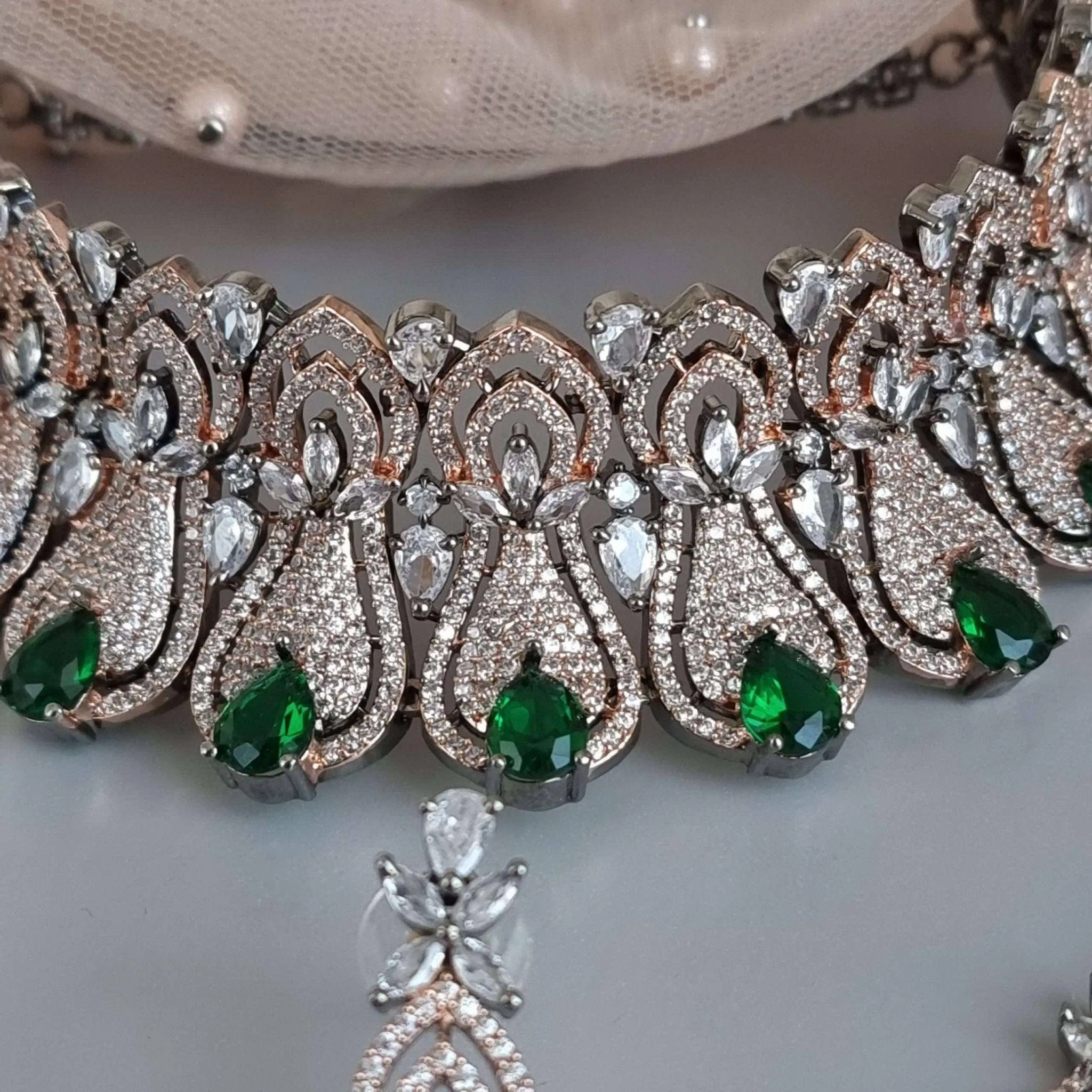 Beautiful Malaika Choker Necklace Set