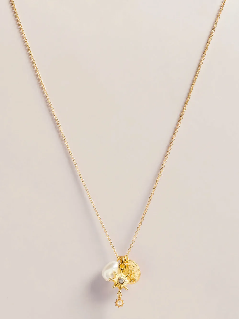 Celstic Celestial Pearl Clust Gold