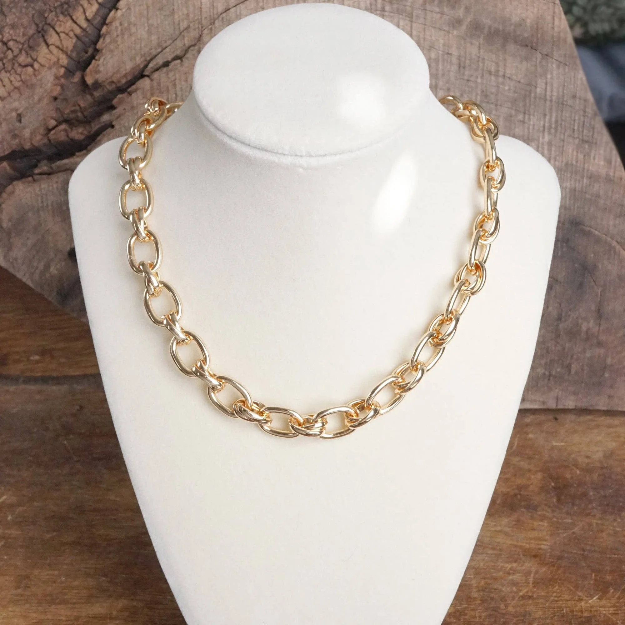 Chunky Fancy Cable Chain Necklace in Gold Tone