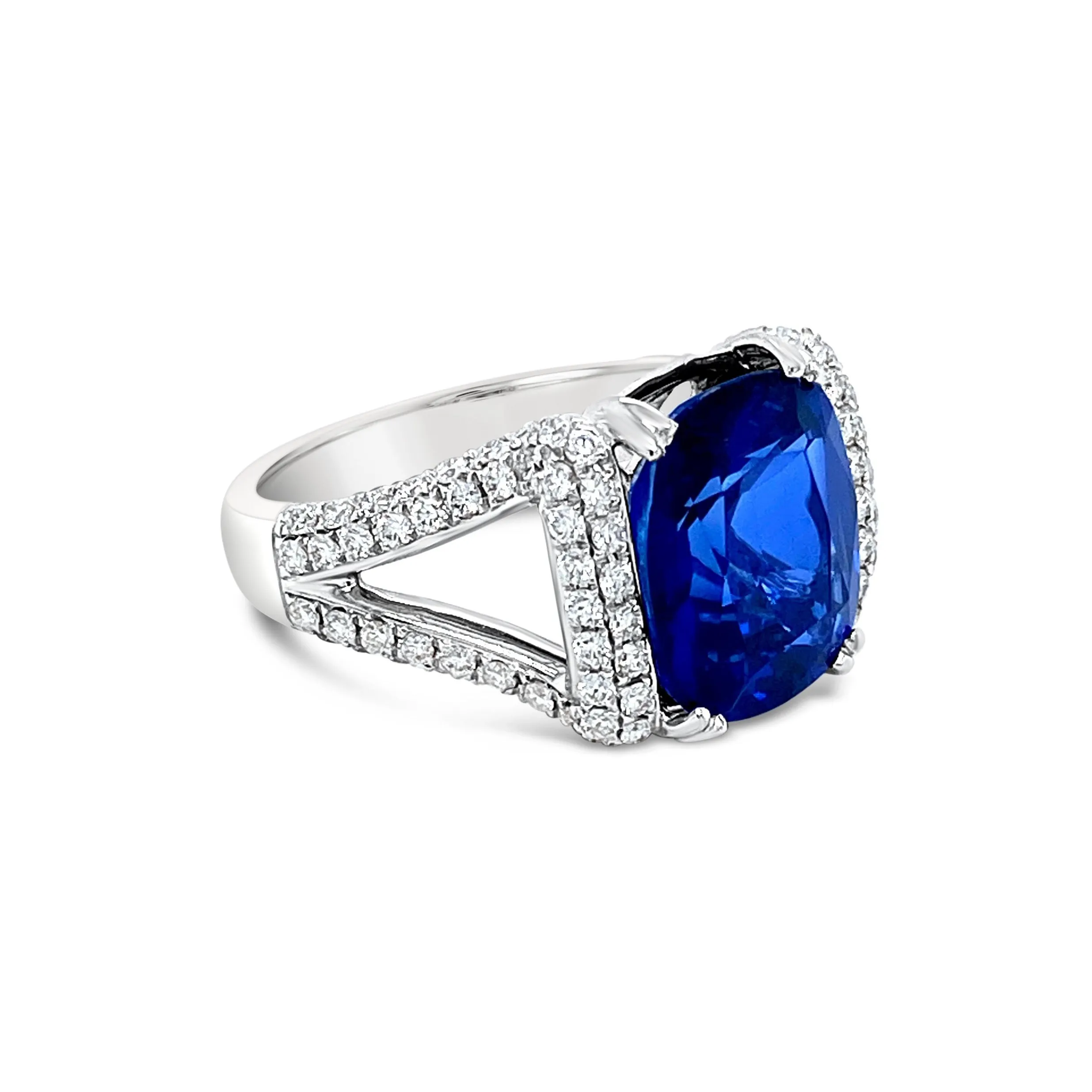 Cushion cut Sapphire & Diamonds " Calista" Ring