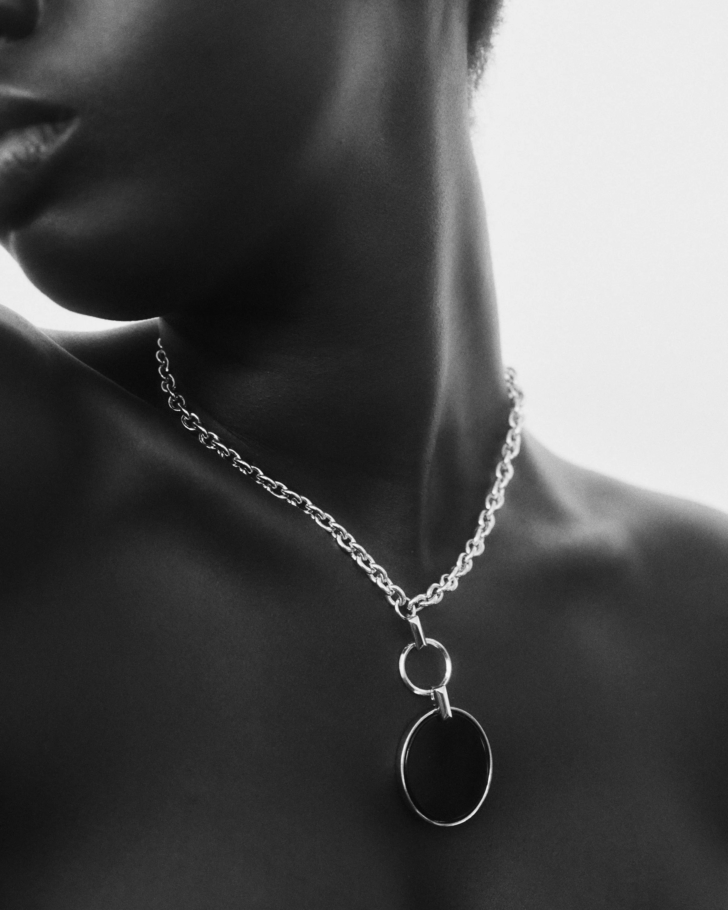 INLAID IOS PENDANT NECKLACE - HOWLITE