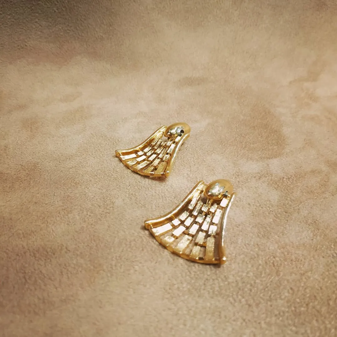 Monet Vintage Fan Drop Gold Clip On Earrings