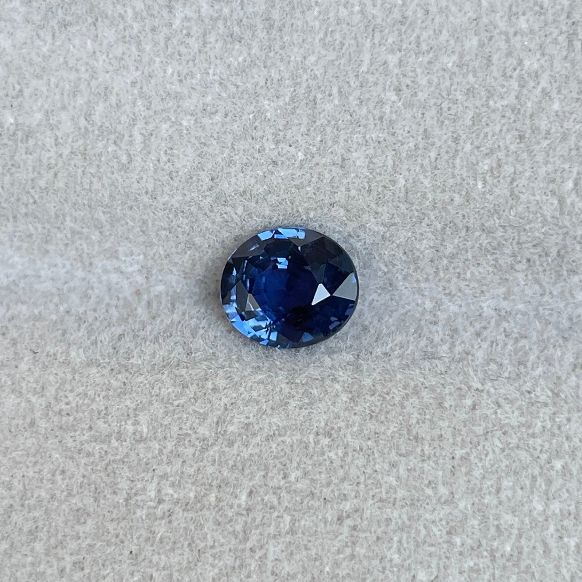 Natural Blue sapphire 1.06 crt