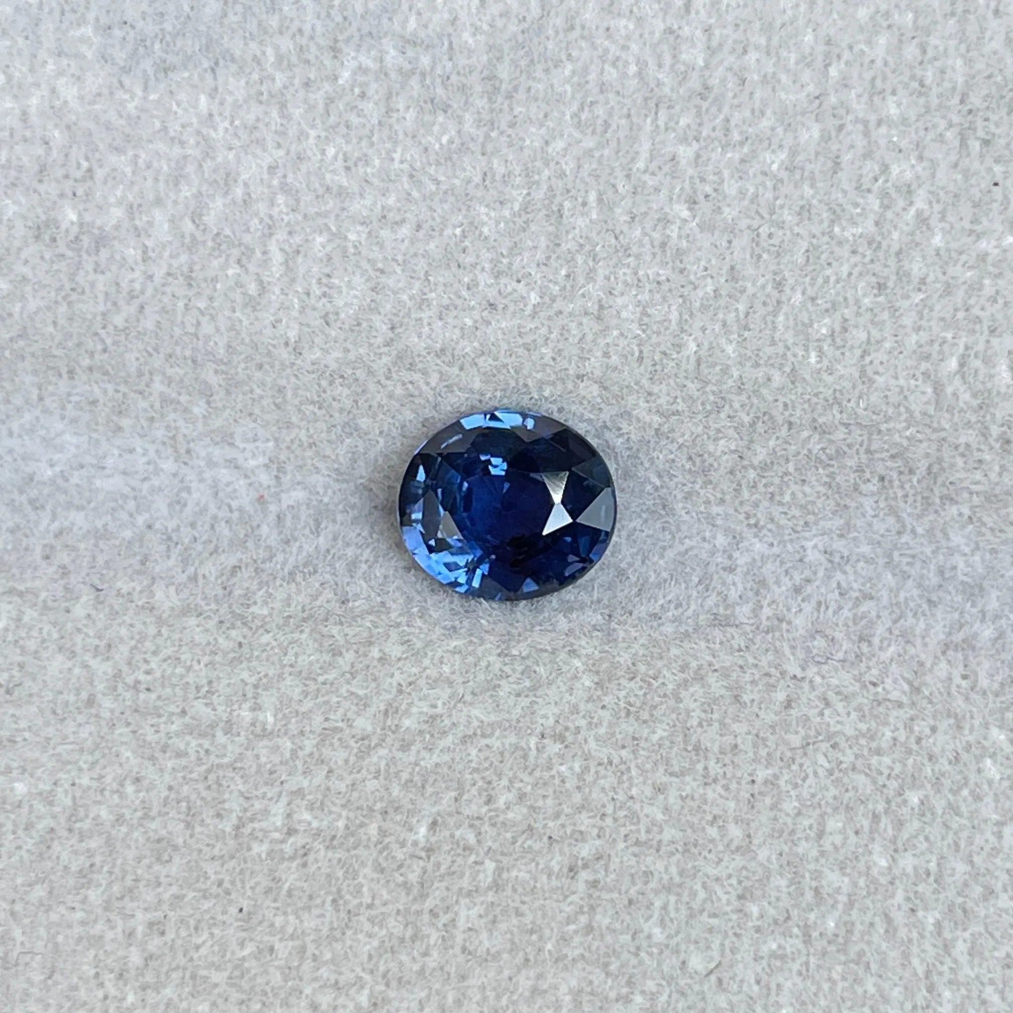 Natural Blue sapphire 1.06 crt