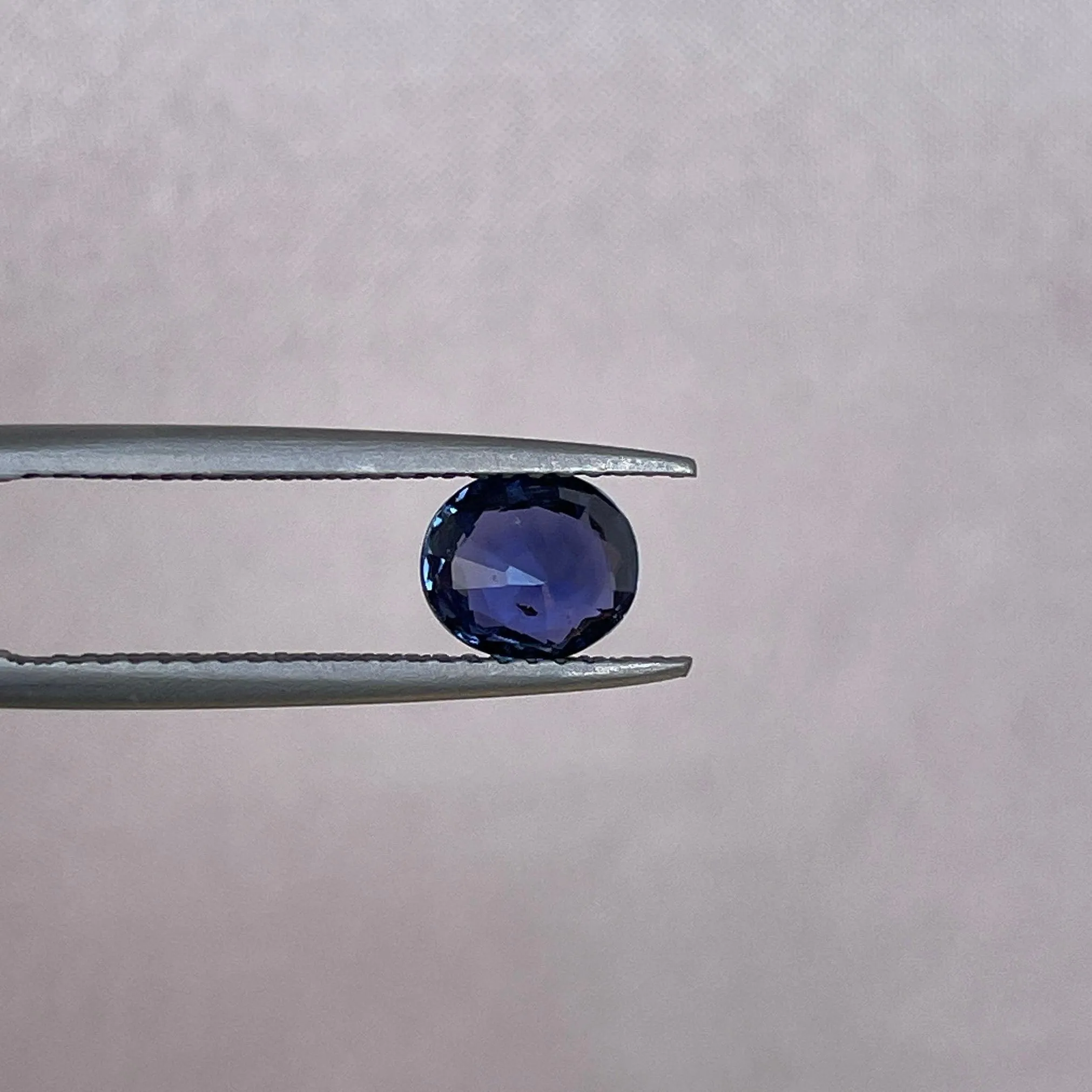 Natural Blue sapphire 1.06 crt