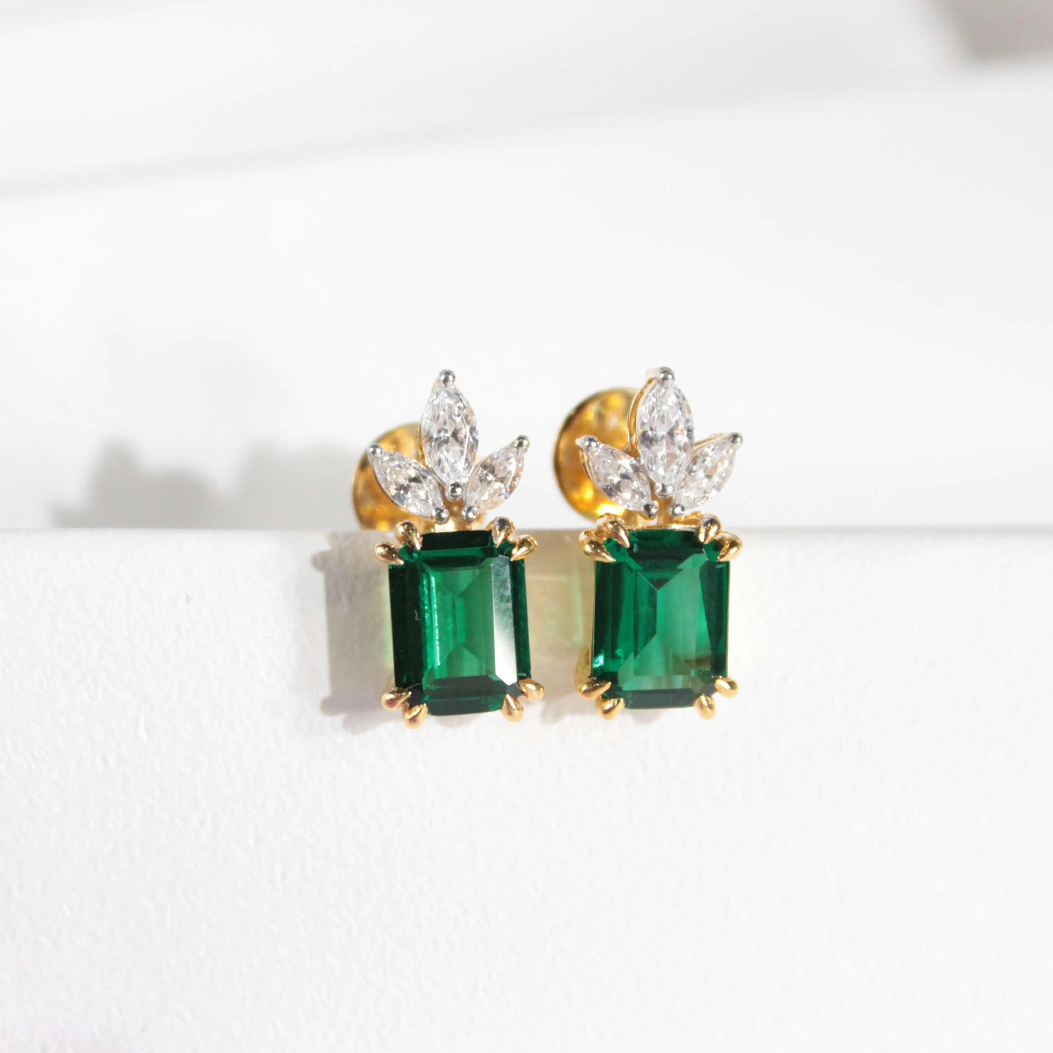 Zoha Silver Stud Earrings | 22KT Gold Vermeil